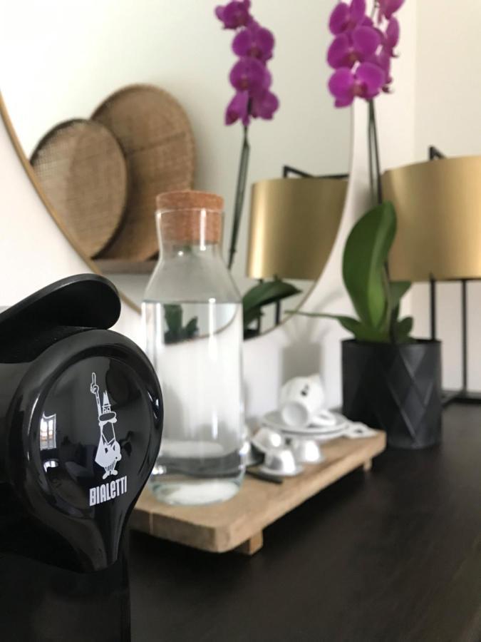 Sotto La Vigna Charm Stay Adults Only Vacation Suite Montegrosso dʼAsti Eksteriør bilde