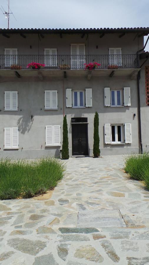 Sotto La Vigna Charm Stay Adults Only Vacation Suite Montegrosso dʼAsti Eksteriør bilde